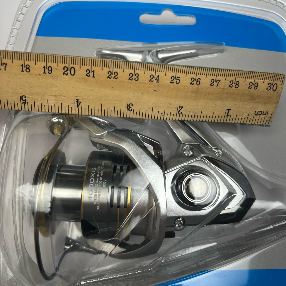 Shimano SEDONA Spinning Reel SE4000XG Fishing Gear 6.2:1 Hagane 3+1 Bearings - Picture 3 of 12